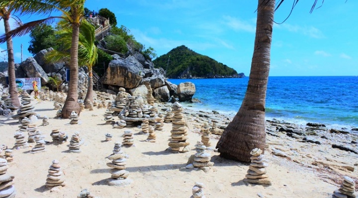 Cabugao 8 Cabugao Gamay Island